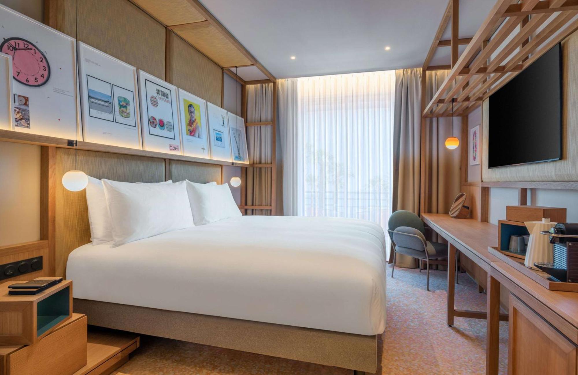 Canopy By Hilton Cannes Bagian luar foto